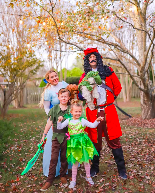 family halloween costumes for 4, family halloween costumes for 4 ideas, family halloween costumes for 4 DIY, family halloween costumes for 4 2025, family halloween costume, family halloween costumes ideas, family halloween costumes for 4 disney