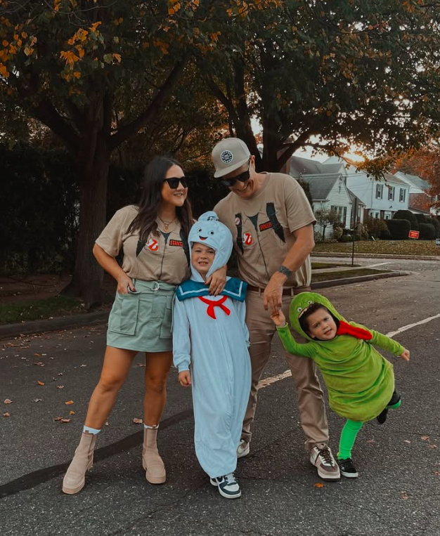 family halloween costumes, family halloween costume, family halloween costumes 2025, halloween costumes family, family halloween costume ideas, cute family halloween costumes, family halloween costume for 4, ghost buters halloween costume