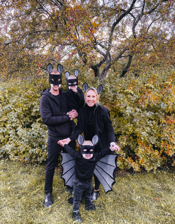 family halloween costumes for 4, family halloween costumes for 4 ideas, family halloween costumes for 4 DIY, family halloween costumes for 4 2025, family halloween costume, family halloween costumes ideas, family halloween costumes for 4 funny
