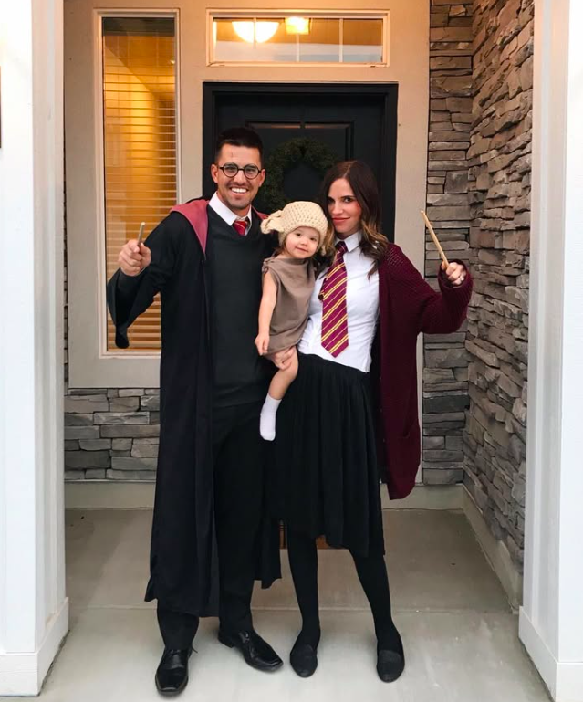 family halloweeen costumes with baby, family halloween costumes, family halloweeen costumes with baby 2025, family halloweeen costumes with baby easy, family halloweeen costumes with baby ideas, family halloween costume ideas