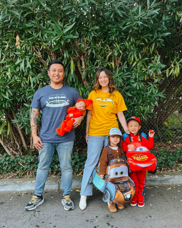 family halloweeen costumes with baby, family halloween costumes, family halloweeen costumes with baby 2025, family halloweeen costumes with baby easy, family halloweeen costumes with baby ideas, family halloween costume ideas