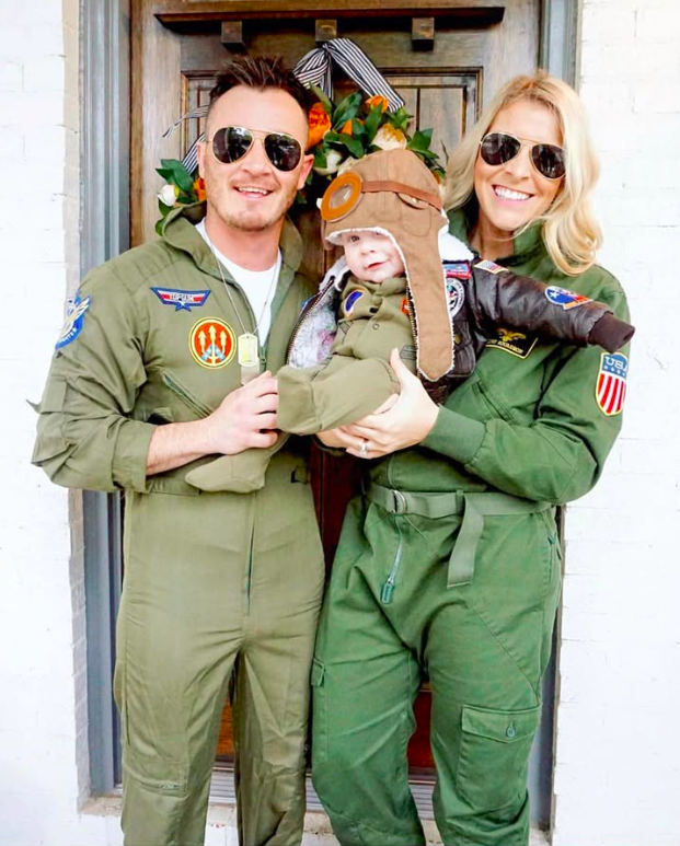family halloweeen costumes with baby, family halloween costumes, family halloweeen costumes with baby 2025, family halloweeen costumes with baby easy, family halloweeen costumes with baby ideas, family halloween costume ideas