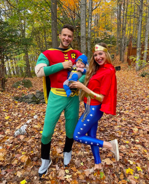 family halloweeen costumes with baby, family halloween costumes, family halloweeen costumes with baby 2025, family halloweeen costumes with baby easy, family halloweeen costumes with baby ideas, family halloween costume ideas