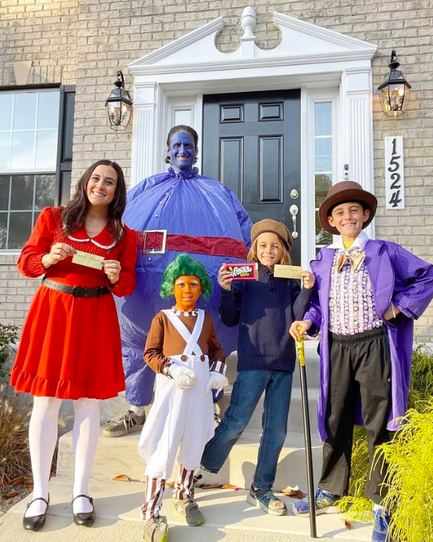 family halloween costumes, family halloween costumes for 5, family halloween costumes for 5 easy diy, family halloween costumes for 5 funny, family halloween costume, family halloween costumes 2025