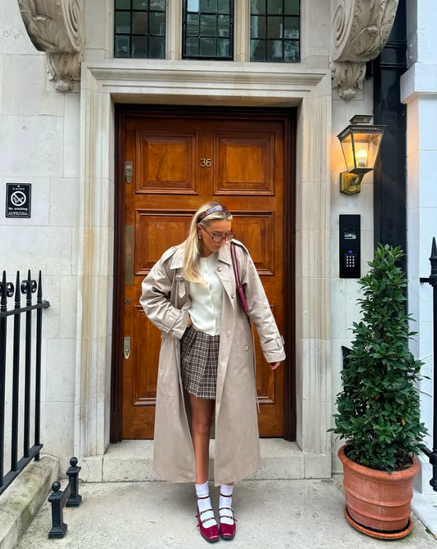 fall skirt outfits, fall skirt outfit, fall skirt outfits with boots, fall skirt outfits women, fall skirt outfit ideas, fall skirt outfits aesthetic, fall skirt outfits casual, fall outfits women, fall outfit, skirt outfit fall