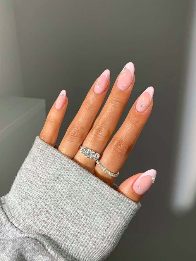 winter nails, winter nails 2025, winter nails 2026, winter nails ideas, winter nails acrylic, winter nails design, winter nails gel, winter nail ideas, winter nail designs, winter nails almond, light pink nails