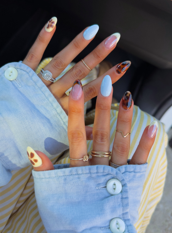 summer nails, summer nails 2026, summer nail ideas, summer nail designs, summer nails simple, summer nails colorful, almond summer nails, tortoise nails