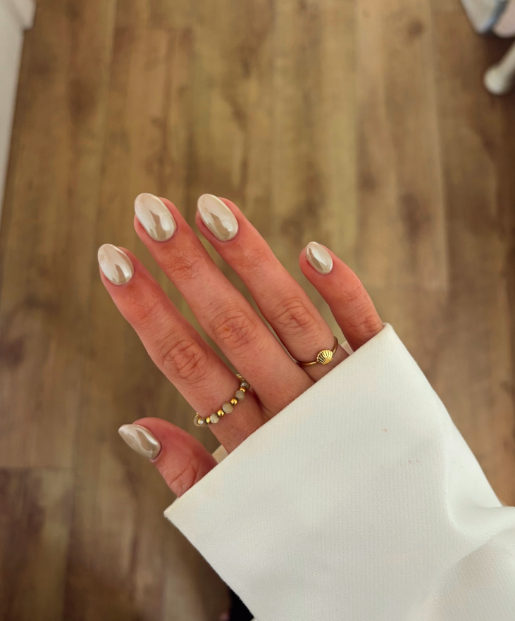 summer nails, summer nails 2026, summer nail ideas, summer nail designs, summer nails simple, chrome nails summer