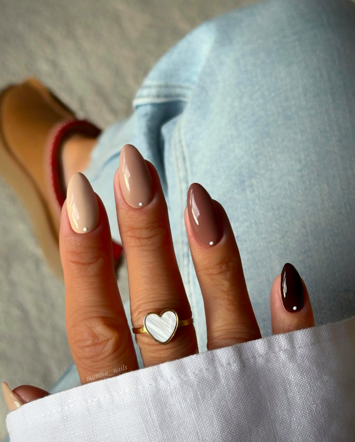 fall nails, fall nails 2026, easy fall nails 2026, simple fall nails, fall nail designs, fall nails acrylic, fall nail ideas, 2026 nail ideas, brown nails, almond nails fall
