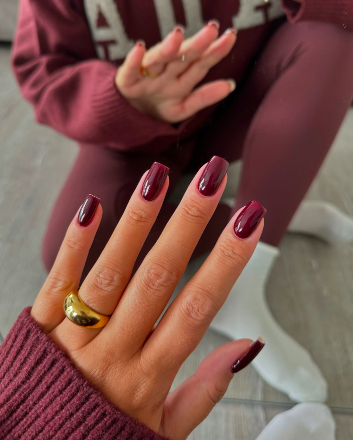 fall nails, fall nails 2026, easy fall nails 2026, simple fall nails, fall nail designs, fall nails acrylic, fall nail ideas, 2026 nail ideas, burgundy nails, square nails, wine red nails