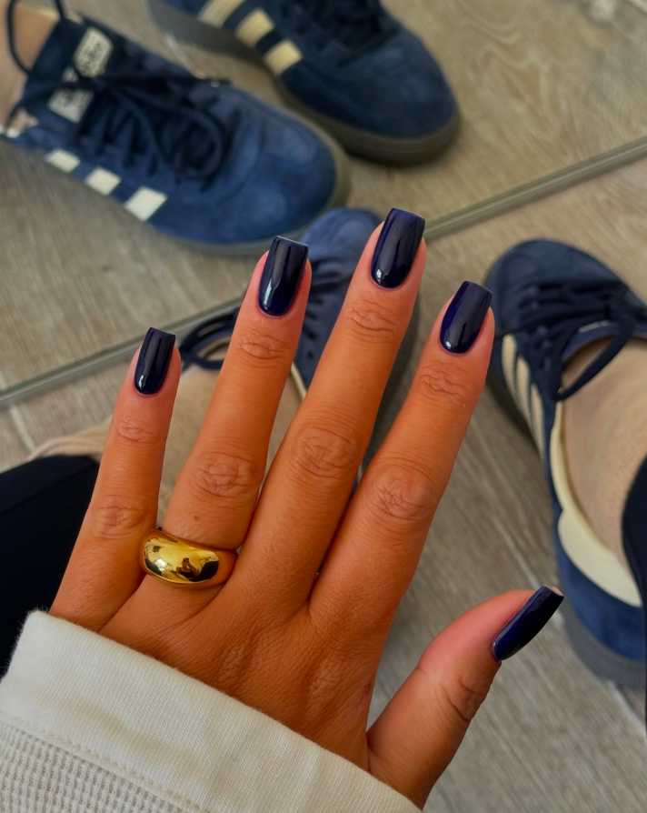 fall nails, fall nails 2026, easy fall nails 2026, simple fall nails, fall nail designs, fall nails acrylic, fall nail ideas, 2026 nail ideas, navy blue nails, blue nails fall, square nails
