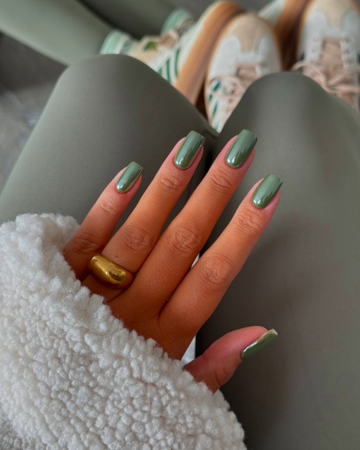 fall nails, fall nails 2026, easy fall nails 2026, simple fall nails, fall nail designs, fall nails acrylic, fall nail ideas, 2026 nail ideas, green chrome nails, green fall nails, square nails fall