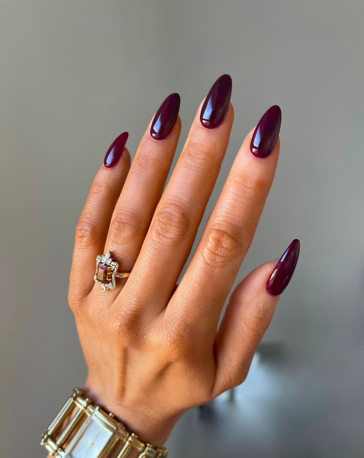 fall nails, fall nails 2026, easy fall nails 2026, simple fall nails, fall nail designs, fall nails acrylic, fall nail ideas, 2026 nail ideas, cherry nails, dark red nails, burgundy nails