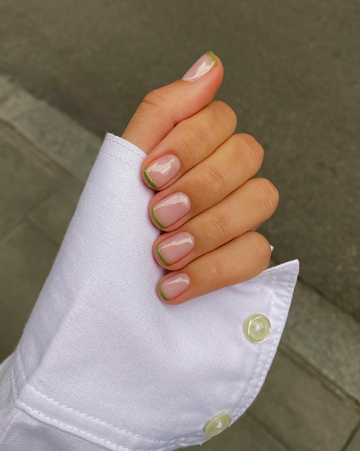 fall nails, fall nails 2026, easy fall nails 2026, simple fall nails, fall nail designs, fall nails acrylic, fall nail ideas, 2026 nail ideas, olive green nails, short fall nails, short green nails